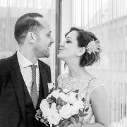 photo reportage de mariage en ville à la commune de luxembourg
